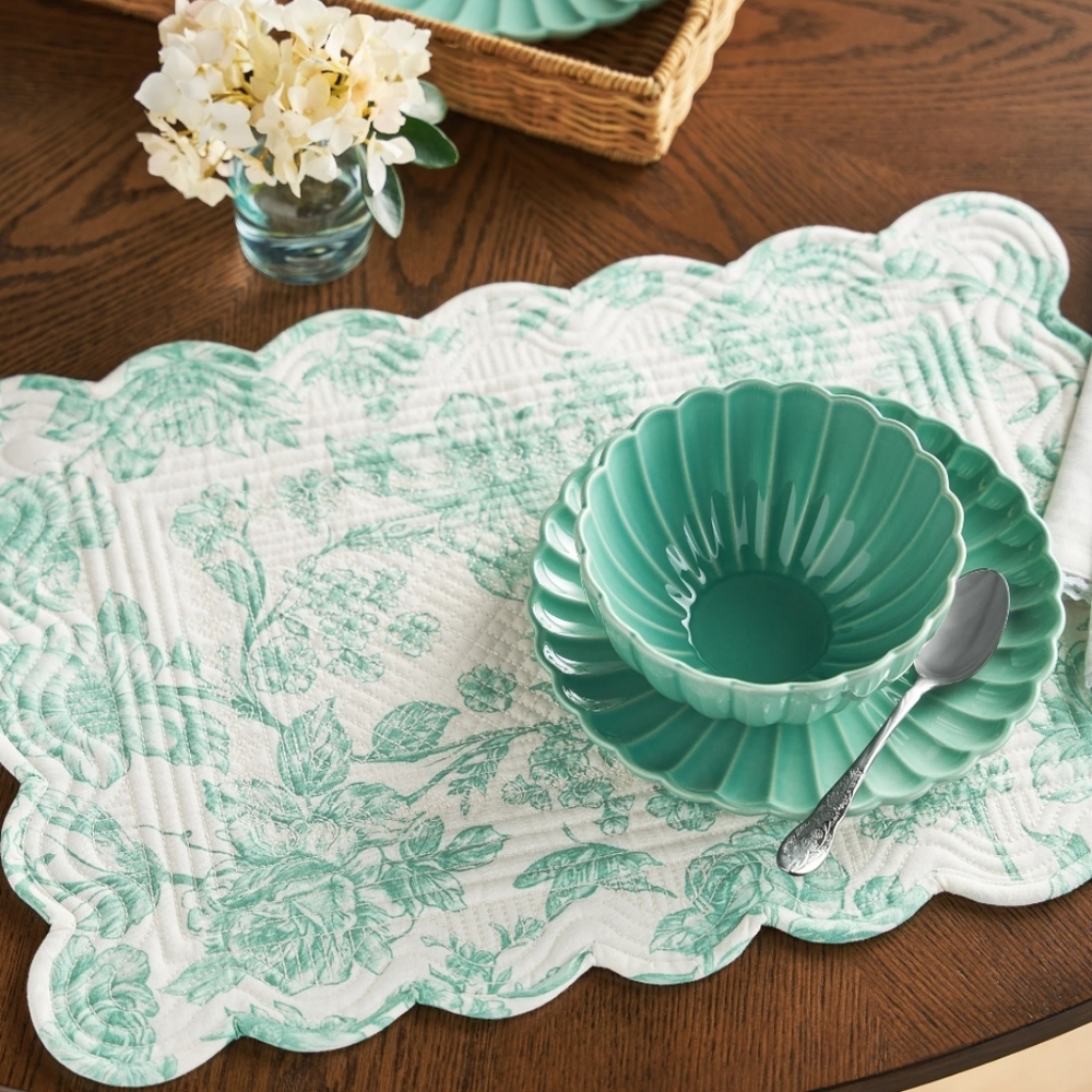 💕 2025 4 Pack New  Pioneer Woman Agatha  Green Quilted Fabric Table Plac